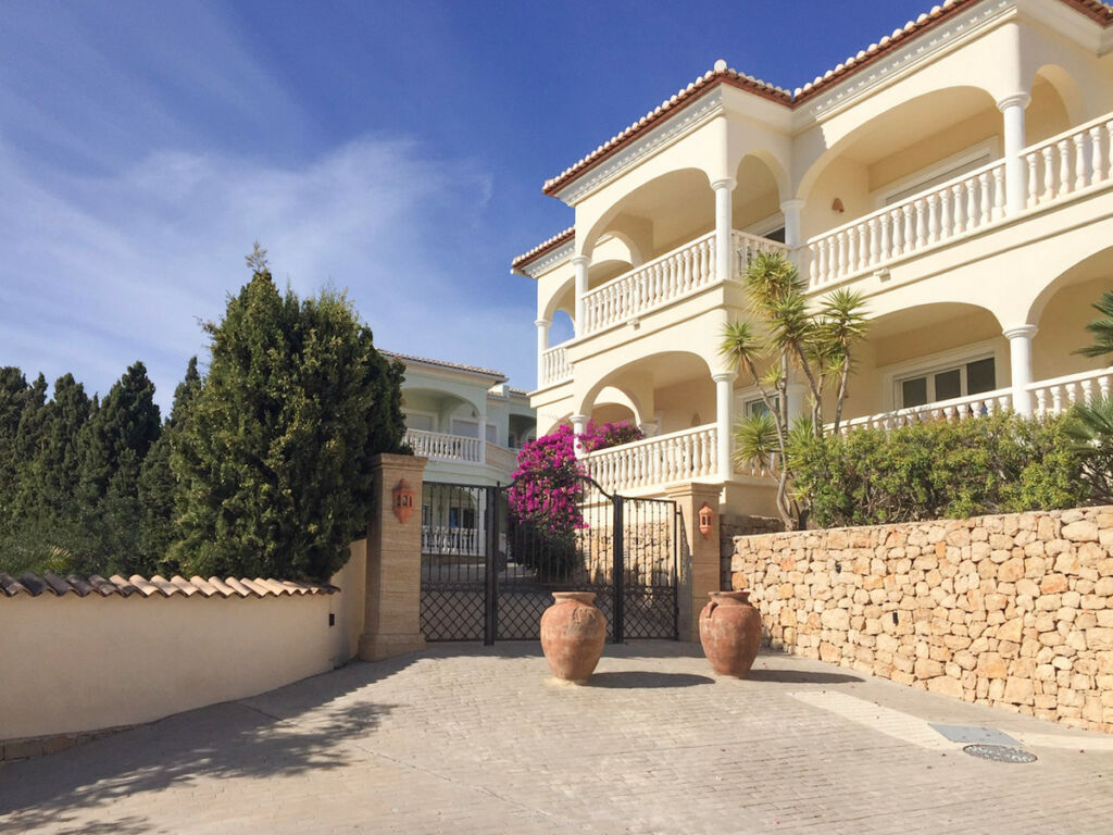 Middle Floor Apartment Benissa Alicante - image 22