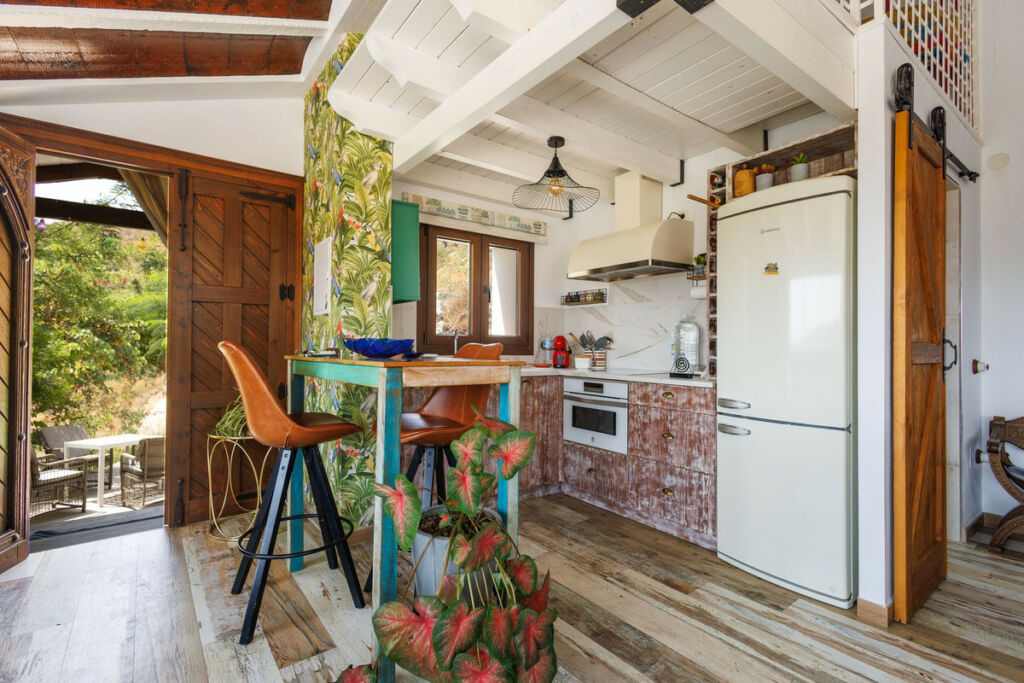 Detached Villa Sayalonga Málaga - image 23