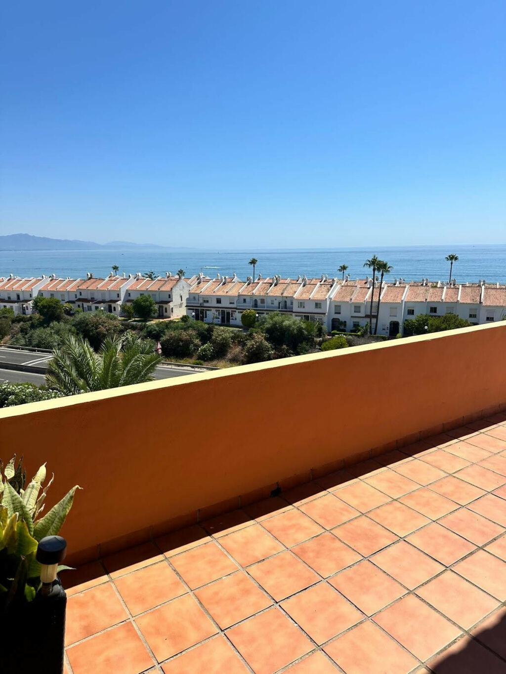 Penthouse La Duquesa Málaga - image 22