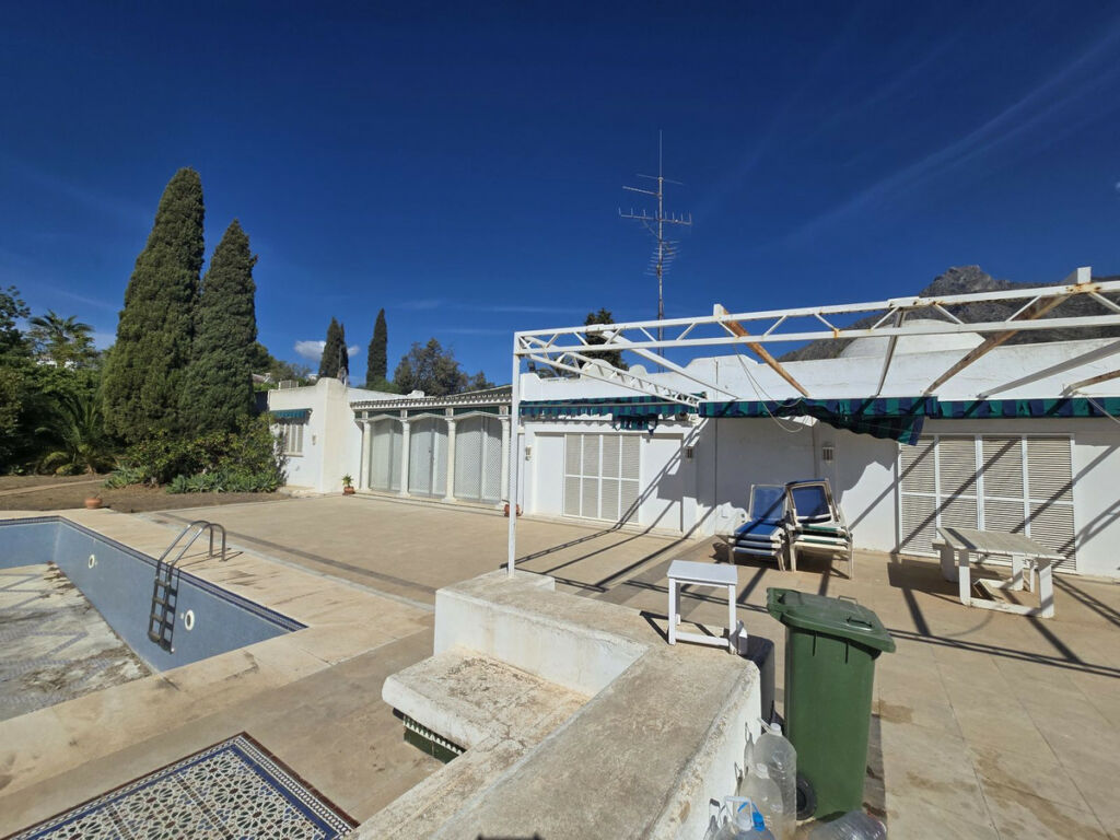 Detached Villa Marbella Málaga - image 22