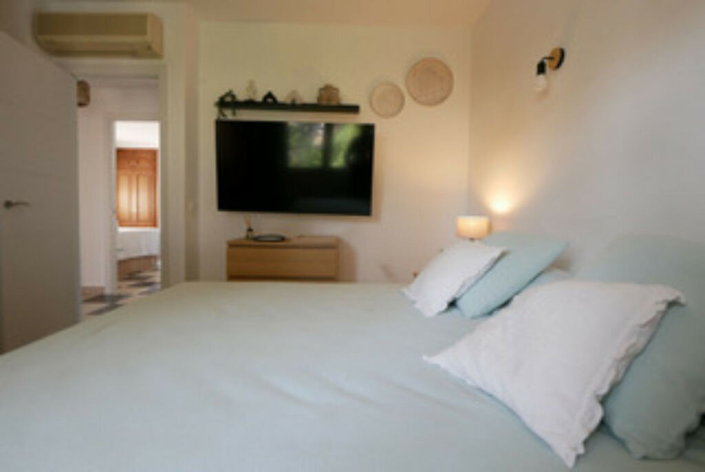 Detached Villa Cabopino Málaga - image 22