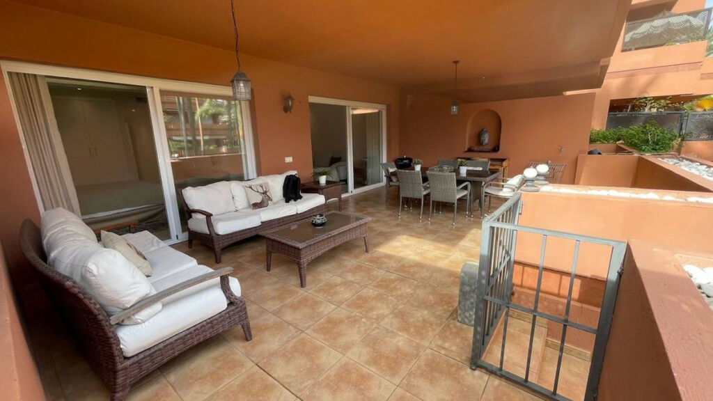 Ground Floor Apartment Puerto Banús Málaga - image 22