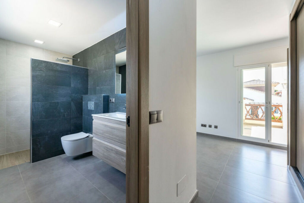 Detached Villa Coín Málaga - image 22