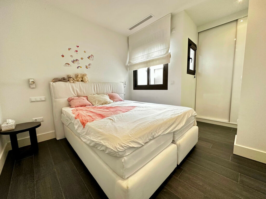 Penthouse Guardamar del Segura Alicante - image 22