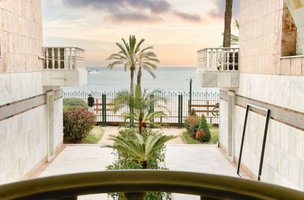 Duplex Puerto Banús Málaga - image 7