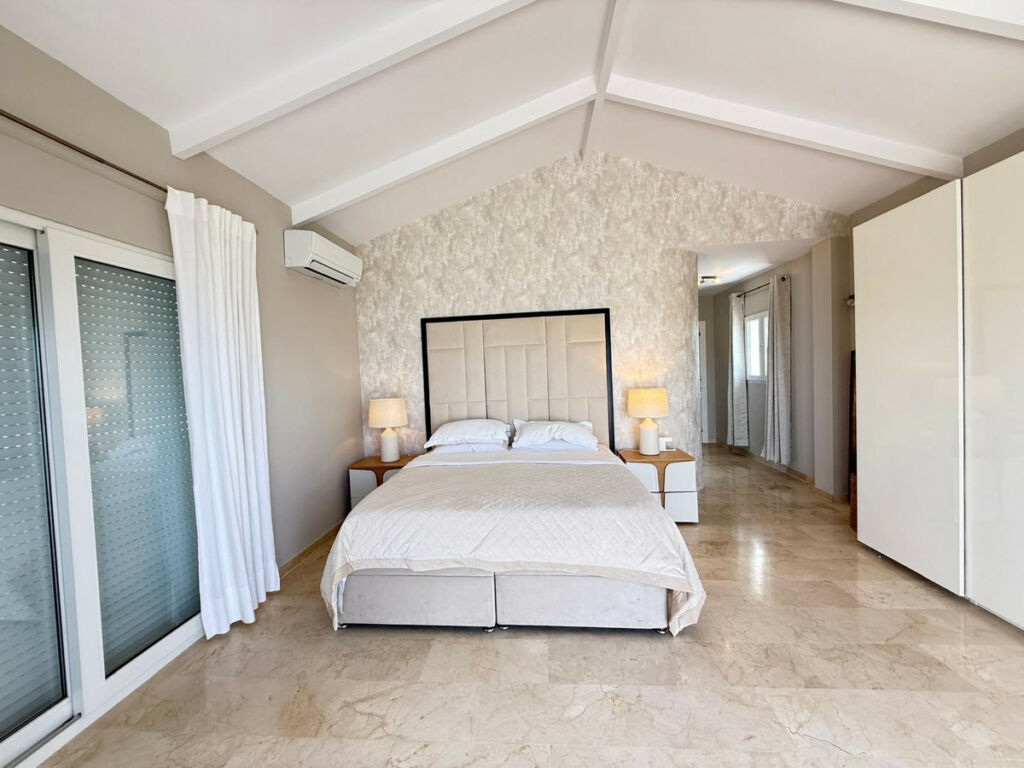 Detached Villa Marbesa Málaga - image 20