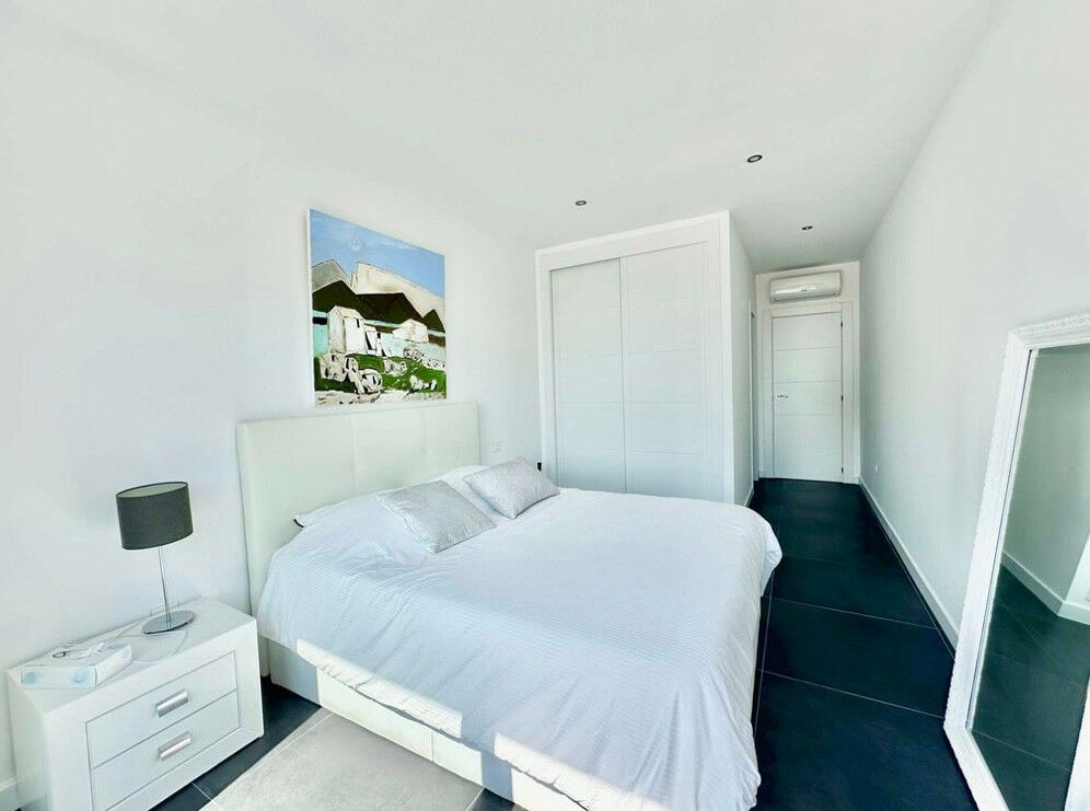 Detached Villa Moraira Alicante - image 22