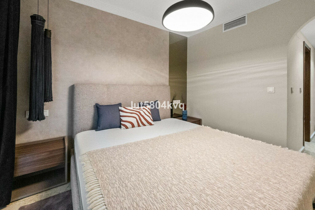 Ground Floor Apartment The Golden Mile Málaga - image 22