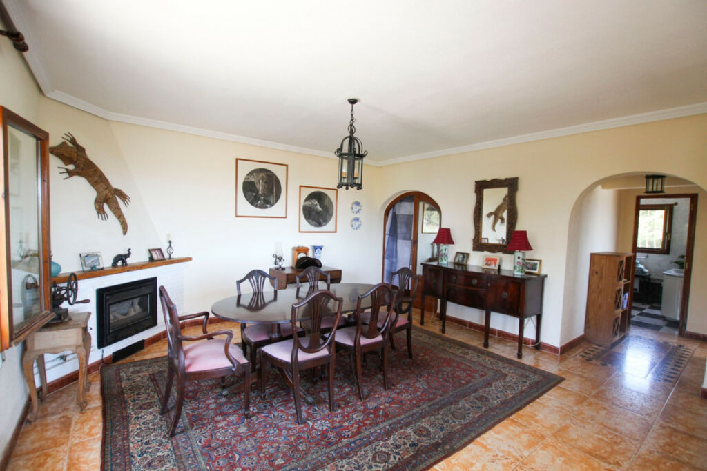 Detached Villa Calpe Alicante - image 22