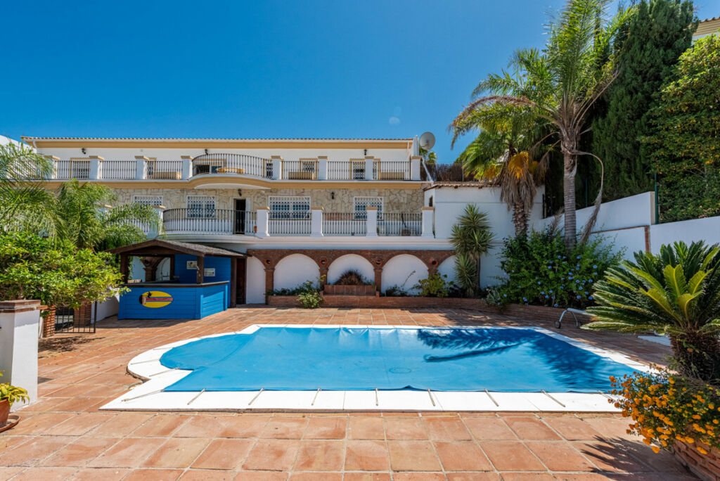 Detached Villa La Cala Golf Málaga - image 4