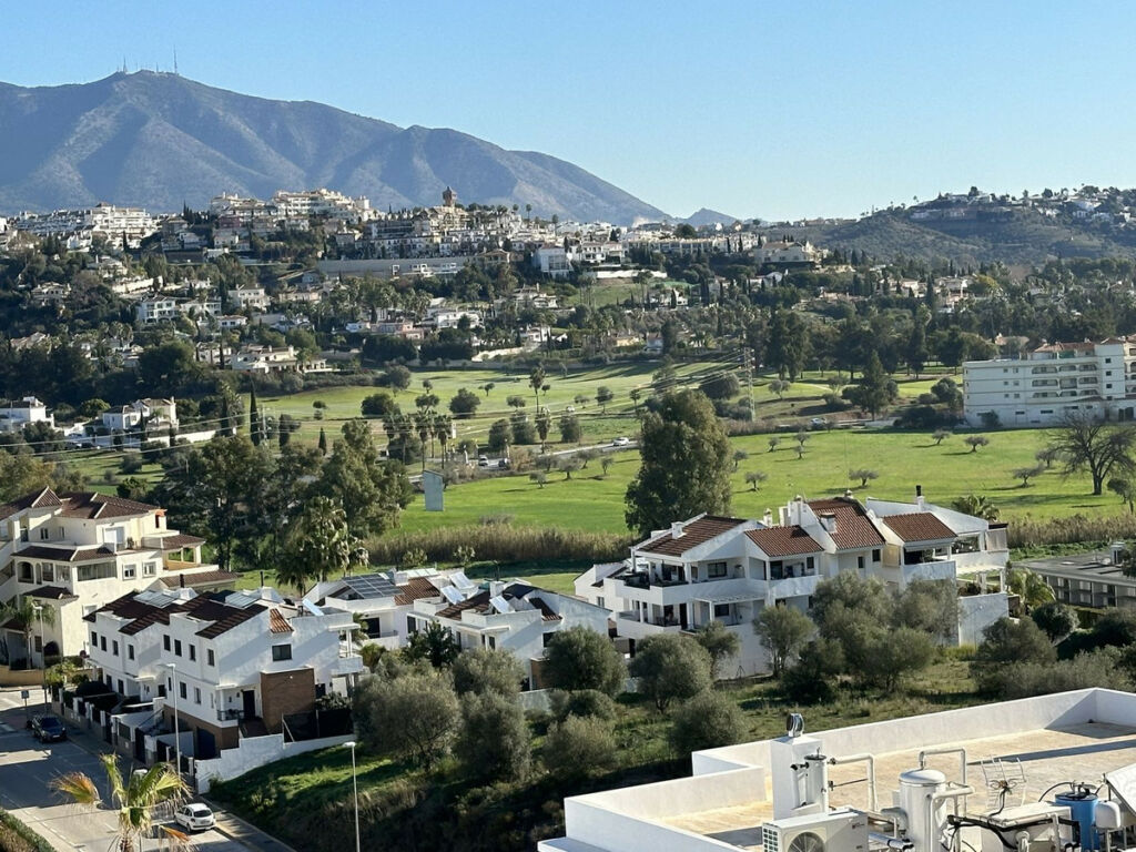 Middle Floor Apartment La Cala Hills Málaga - image 22