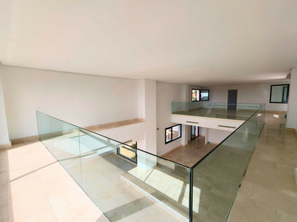Detached Villa Sotogrande Alto Cádiz - image 22