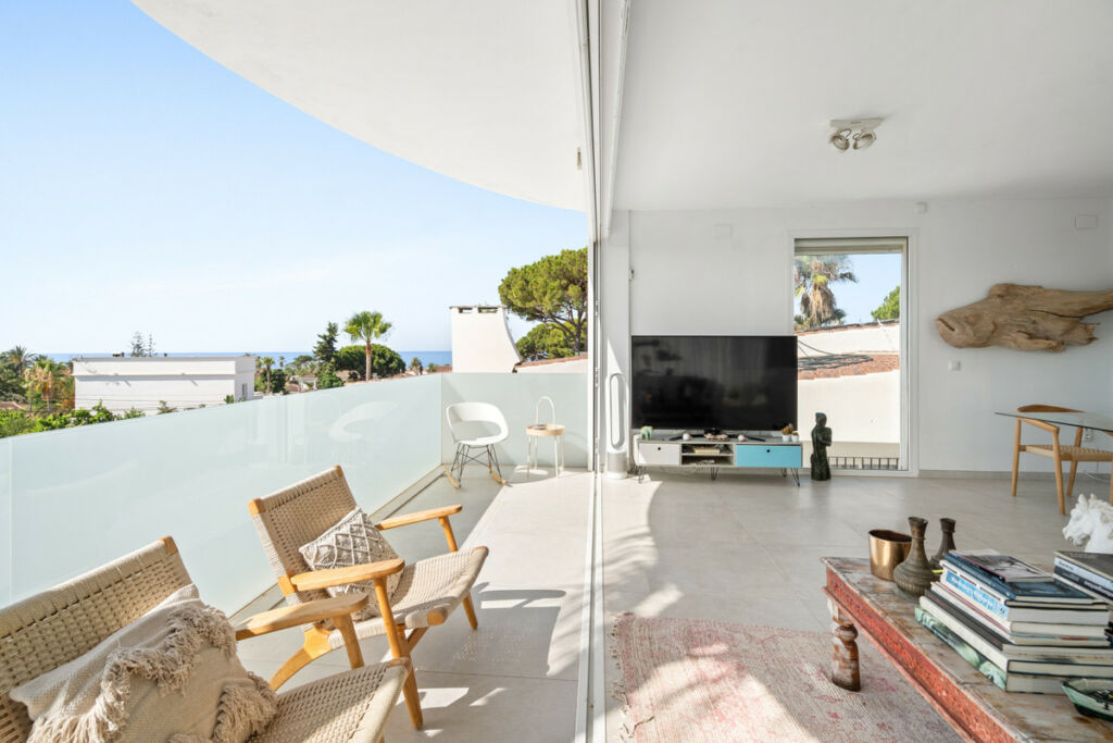 Detached Villa Marbesa Málaga - image 22