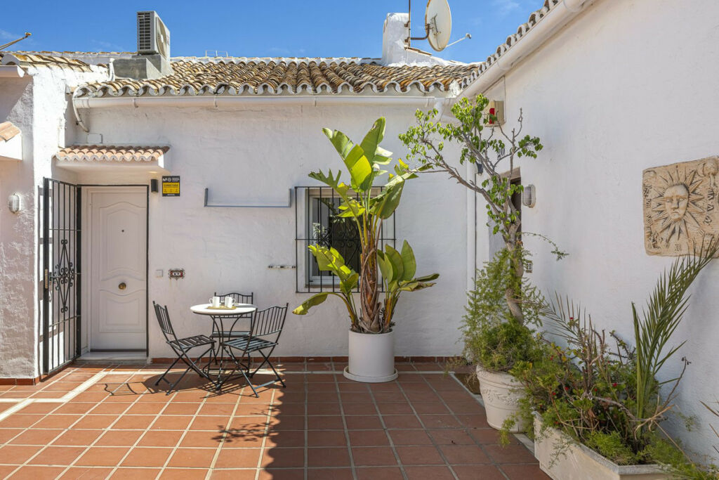 Top Floor Apartment Puerto Banús Málaga - image 22