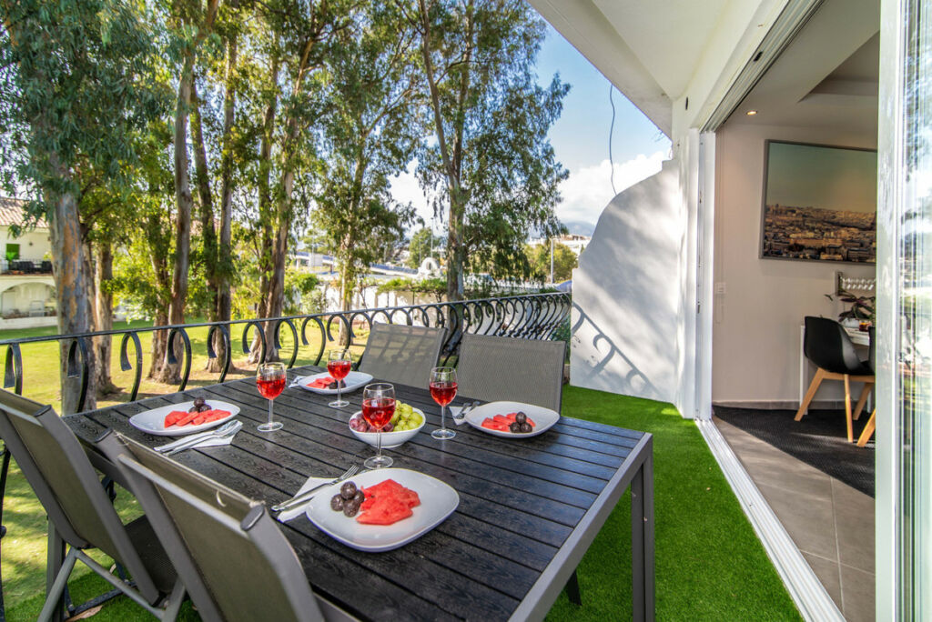 Middle Floor Apartment Puerto Banús Málaga - image 21