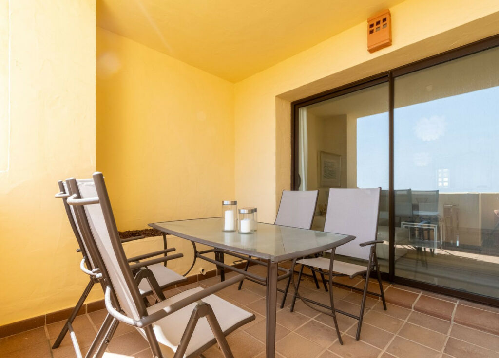 Middle Floor Apartment La Duquesa Málaga - image 22
