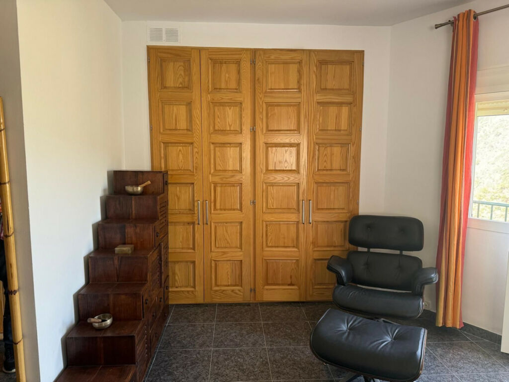Penthouse Duplex Istán Málaga - image 21