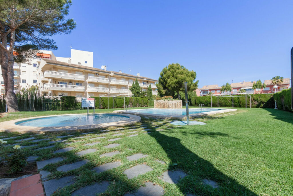 Middle Floor Apartment Javea Alicante - image 22