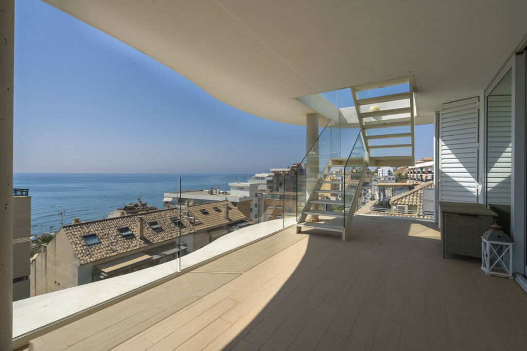 Penthouse Fuengirola Málaga - image 23