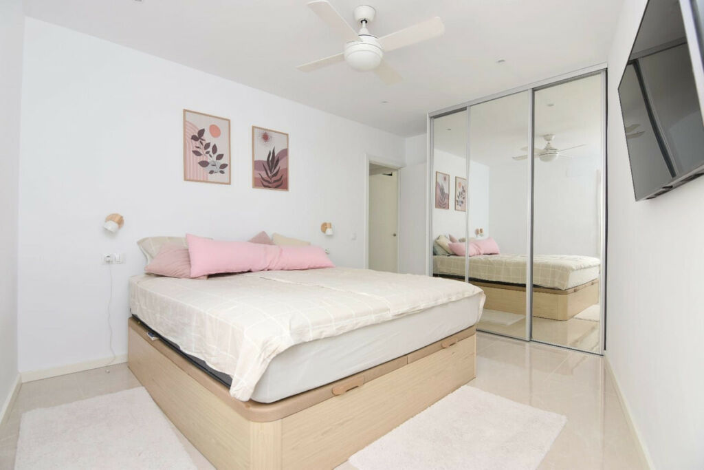 Penthouse Benalmadena Pueblo Málaga - image 23