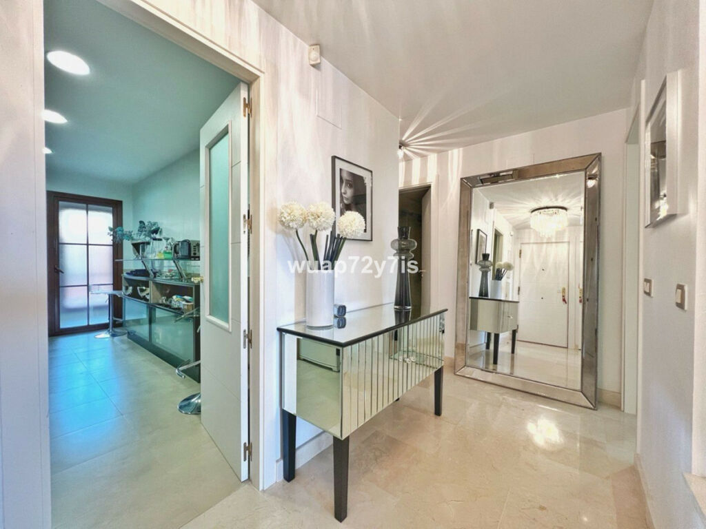 Ground Floor Apartment Benahavís Málaga - image 14