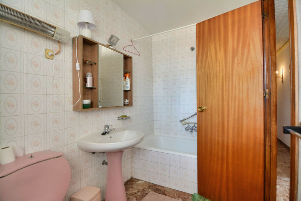 Middle Floor Apartment Fuengirola Málaga - image 23
