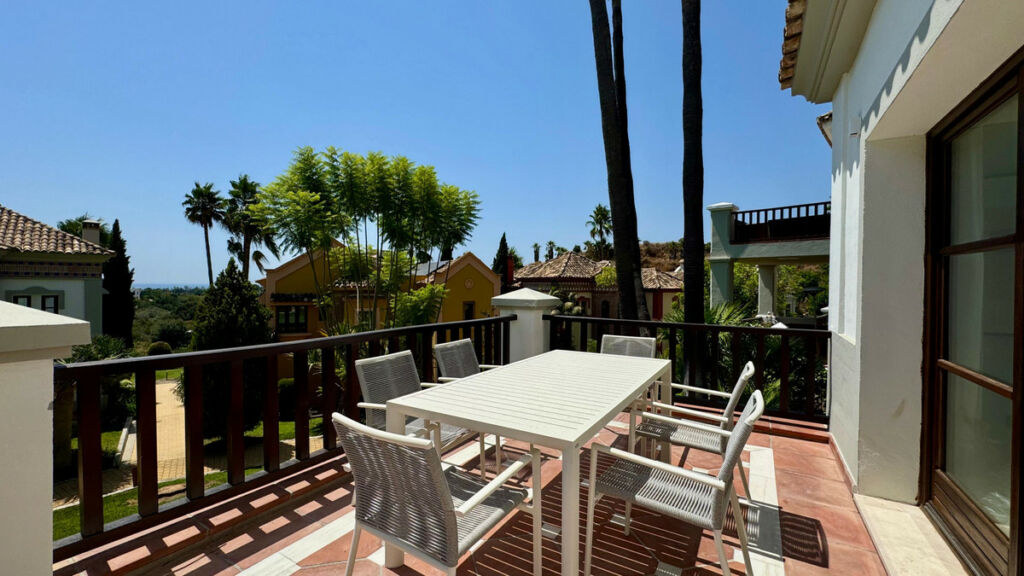 Detached Villa The Golden Mile Málaga - image 23