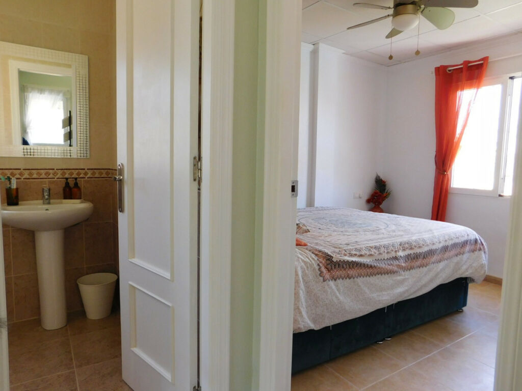 Detached Villa Villamartin Alicante - image 23