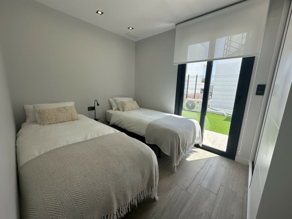 Ground Floor Apartment Punta Prima Alicante - image 23
