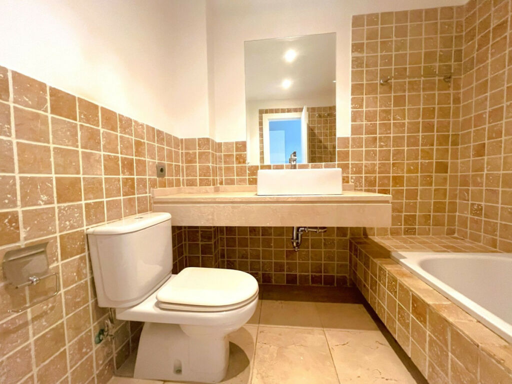 Middle Floor Apartment Estepona Málaga - image 23