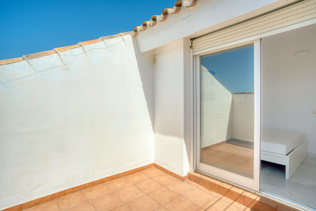 Penthouse The Golden Mile Málaga - image 24