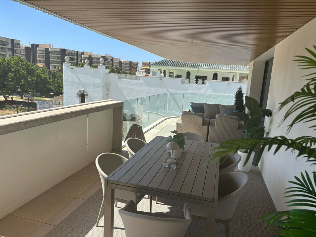 Middle Floor Apartment Fuengirola Málaga - image 21