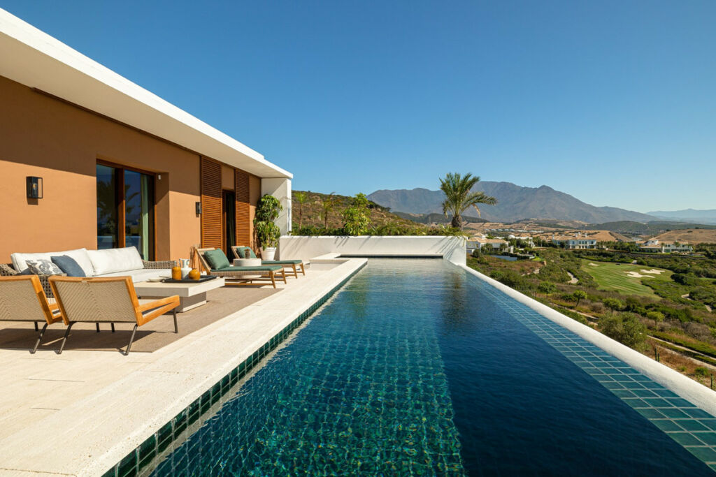 Detached Villa Casares Málaga - image 23