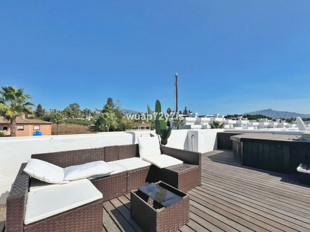 Penthouse El Paraiso Málaga - image 24