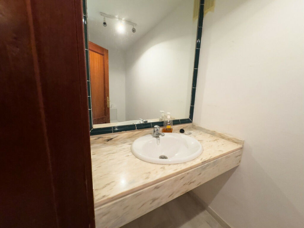 Townhouse Torrequebrada Málaga - image 23