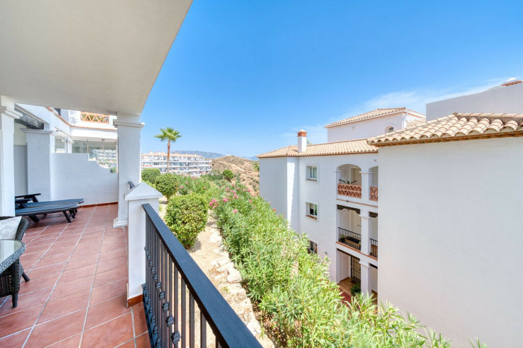 Ground Floor Apartment Calahonda Málaga - image 23