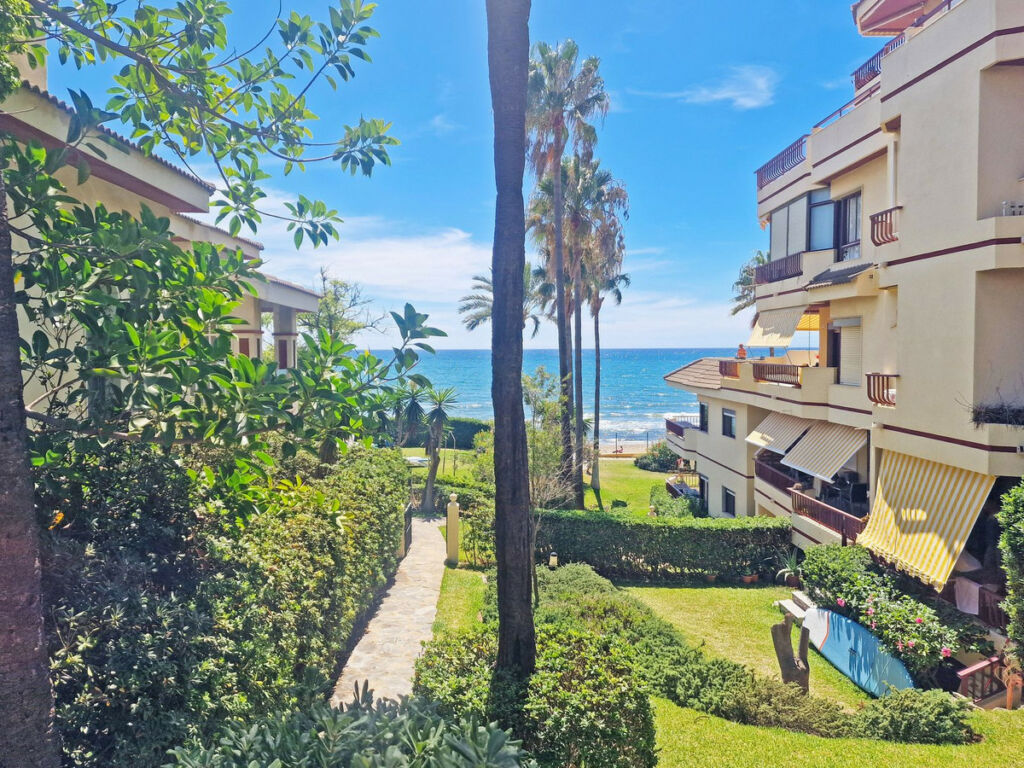 Middle Floor Studio Riviera del Sol Málaga - image 23