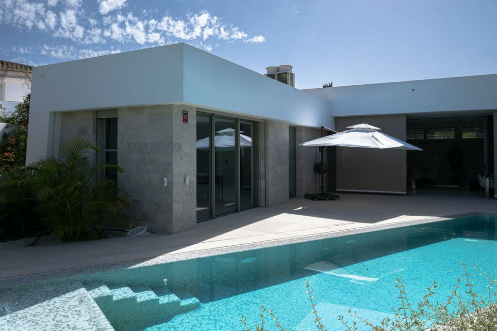 Detached Villa Marbesa Málaga - image 23