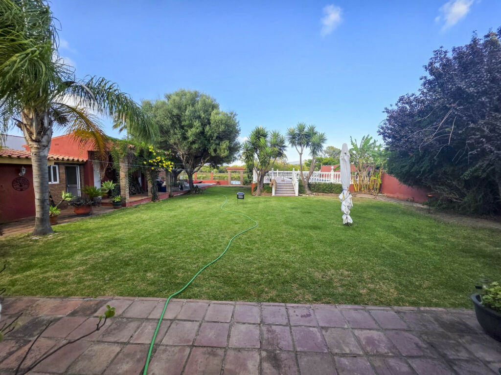 Detached Villa Guadacorte Cádiz - image 23