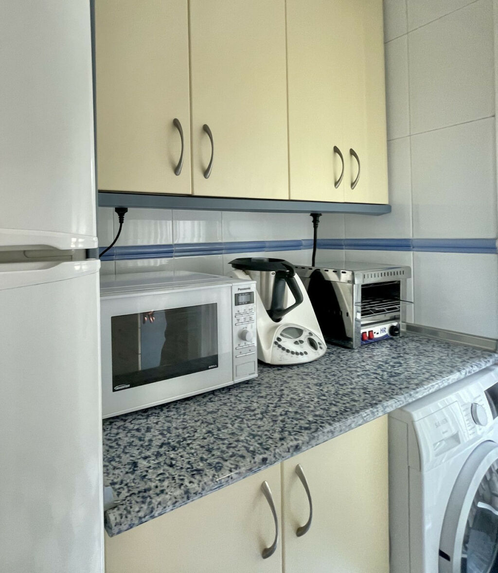 Ground Floor Apartment The Golden Mile Málaga - image 18