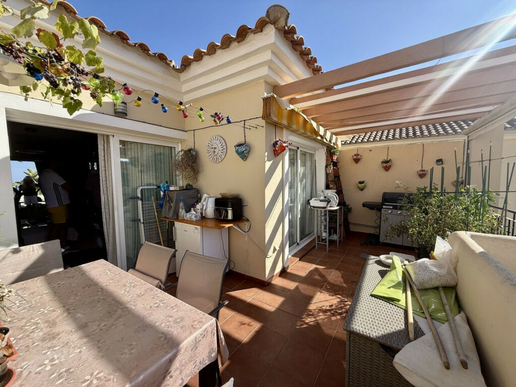 Penthouse Calahonda Málaga - image 23
