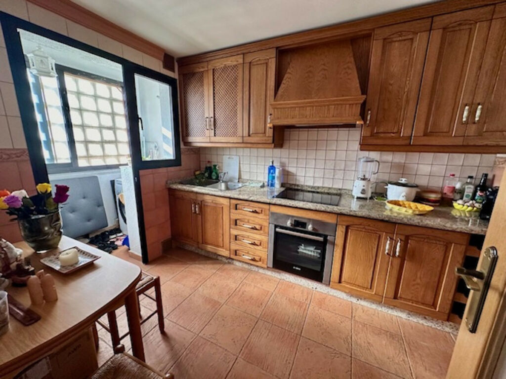 Top Floor Apartment Estepona Málaga - image 23