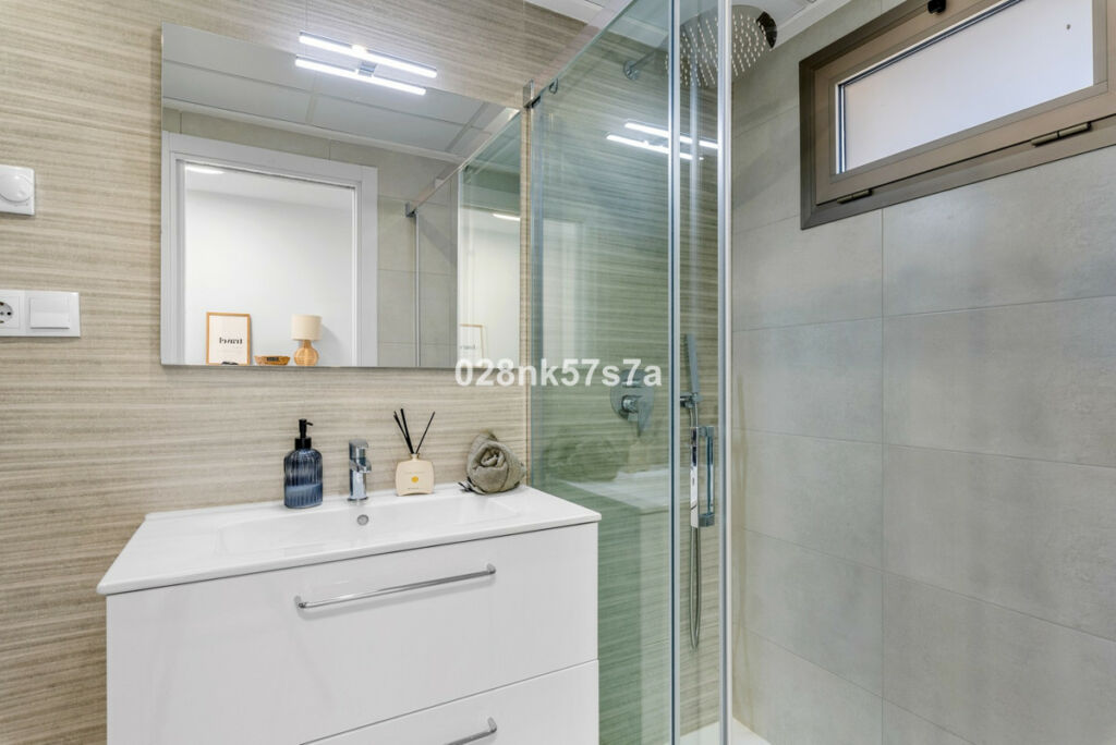 Middle Floor Apartment Orihuela Costa Alicante - image 23