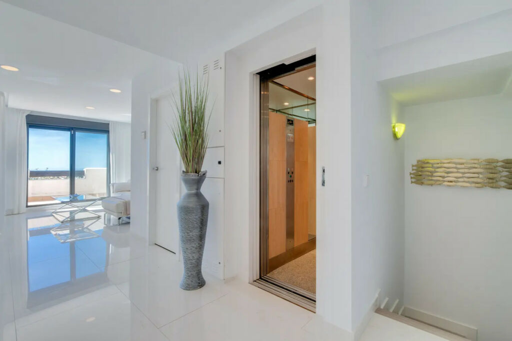 Townhouse Selwo Málaga - image 23