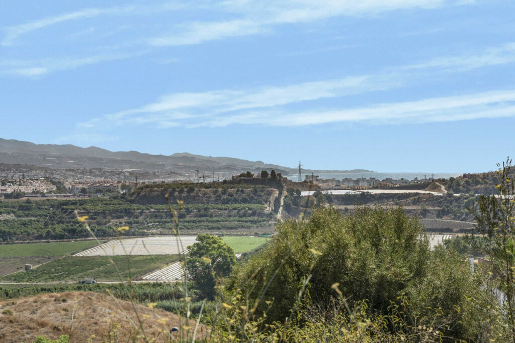 Residential Plot Almayate Málaga - image 23