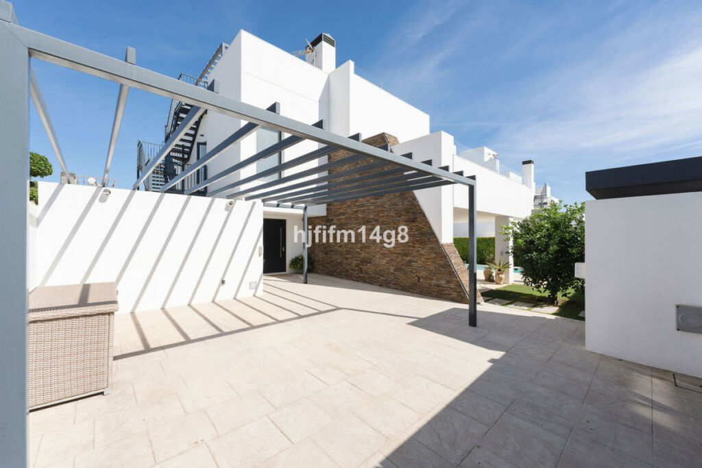 Detached Villa San Pedro de Alcántara Málaga - image 23