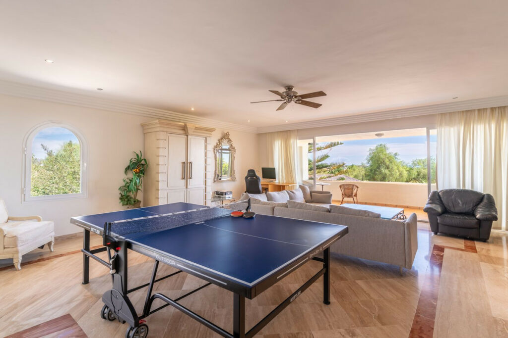 Detached Villa Benahavís Málaga - image 23
