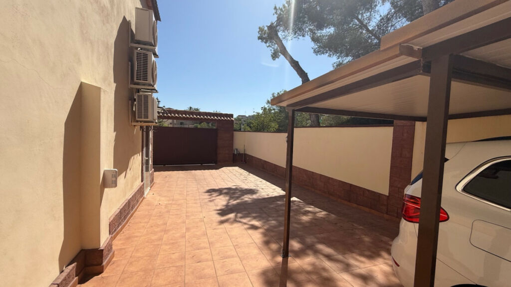 Detached Villa Torrevieja Alicante - image 23