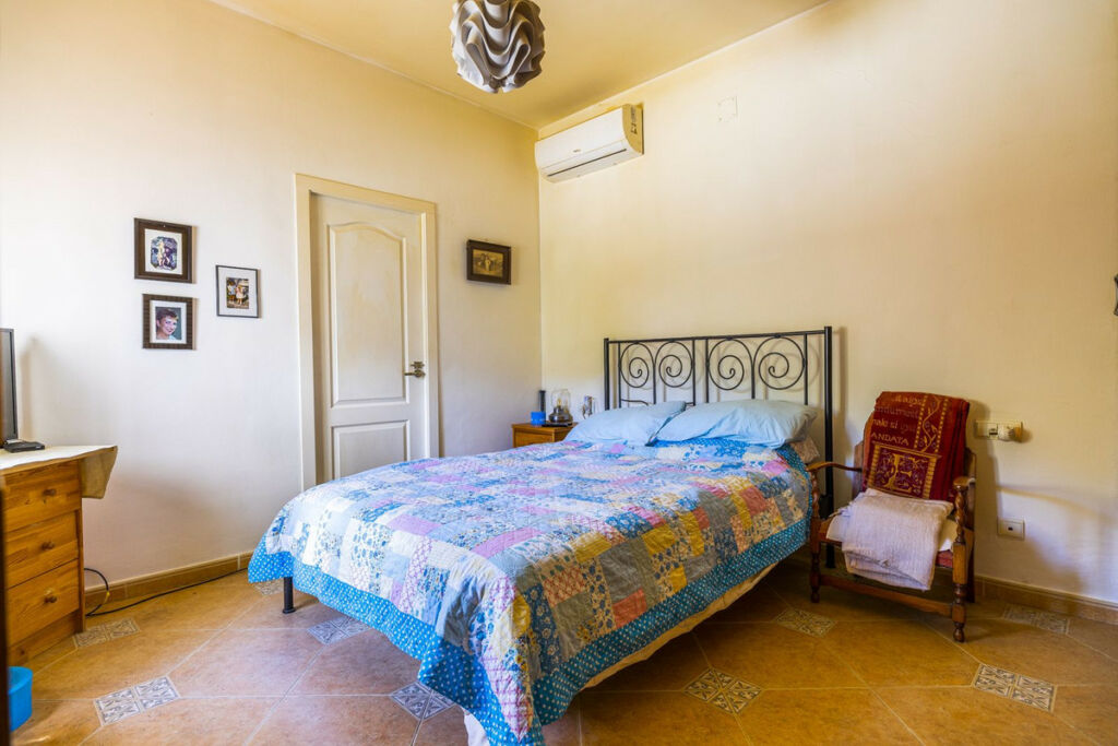 Detached Villa Comares Málaga - image 23