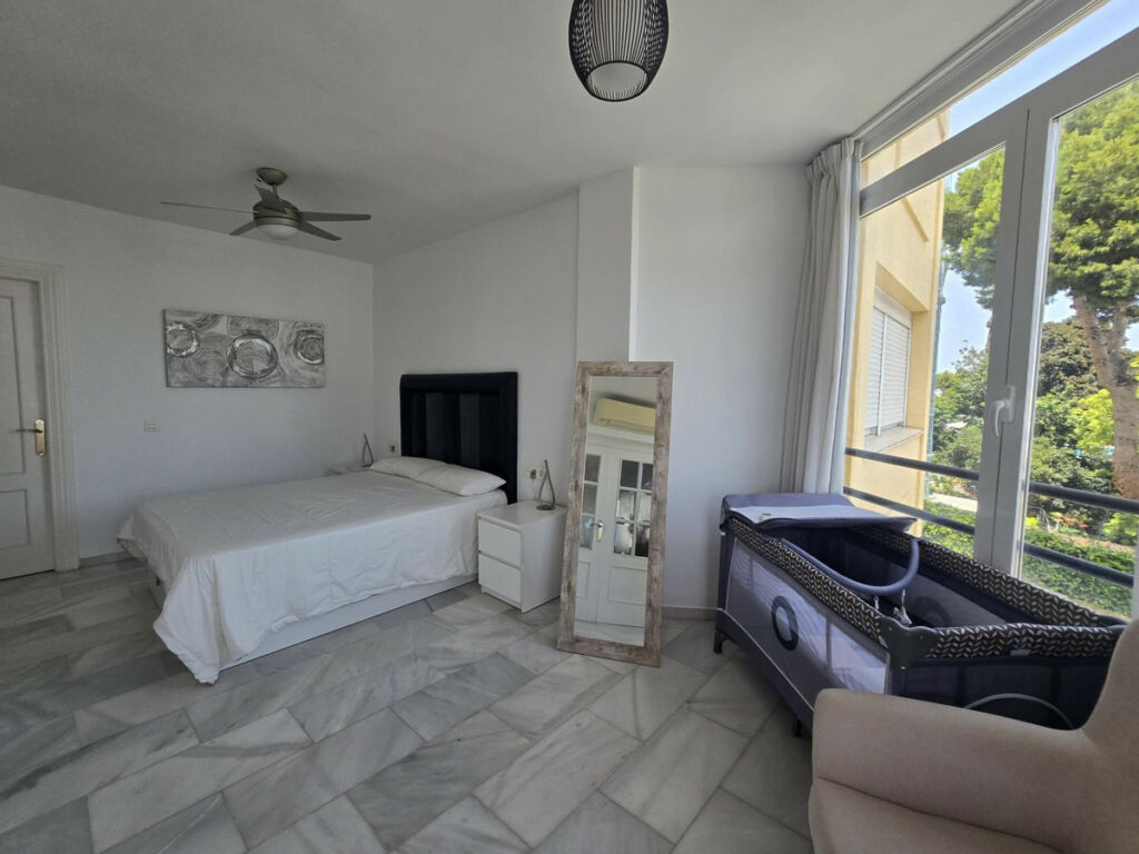 Middle Floor Apartment Benalmadena Costa Málaga - image 23